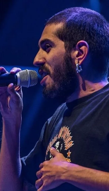 skandalosa-tripulación-cebo-cara