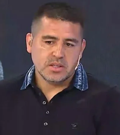 Juan-Román-Riquelme-Intrusos-Daniel-Angelici