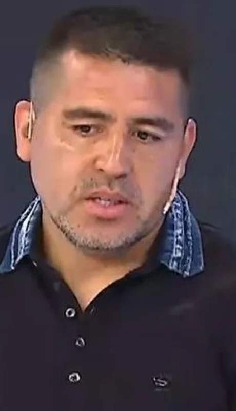 Juan-Román-Riquelme-Intrusos-Daniel-Angelici