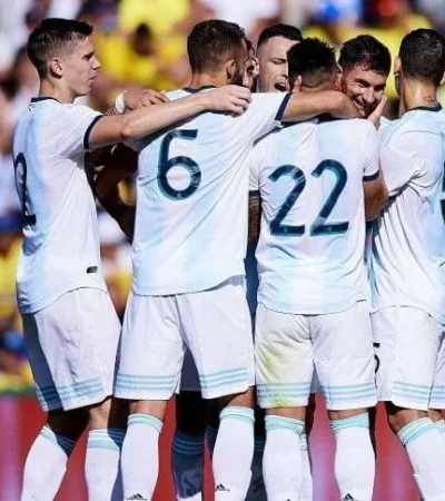 argentina-festejo-ante-ecuador_862x485