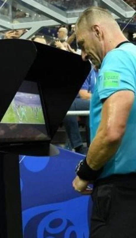 VAR