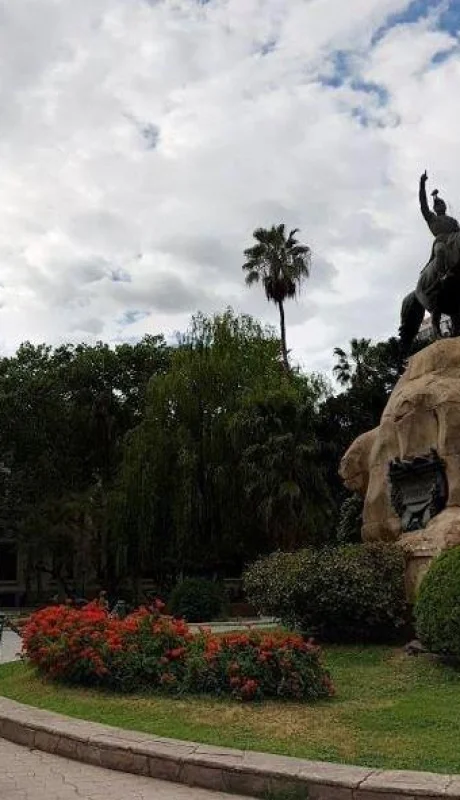 plaza-san-martin-mendoza-centro