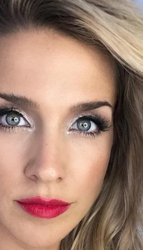 soledad-fandiño-instagram-bikini-pileta-sol-hot-actriz-argentina-3