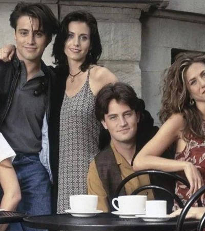 zentauroepp49899301-serie-friends-cuaderno-del-domingo190918174559-1568821710047