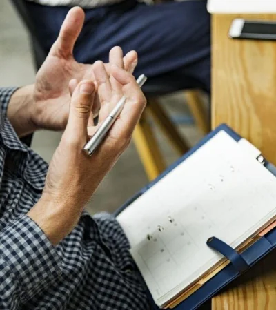 feriado-jueves-santo-viernes-salario-cobro-trabajo-doble-paga-3