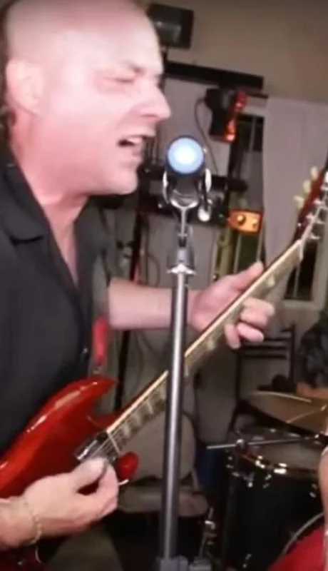 la-renga-video-cumpleaños-15-chizzo-sobrina