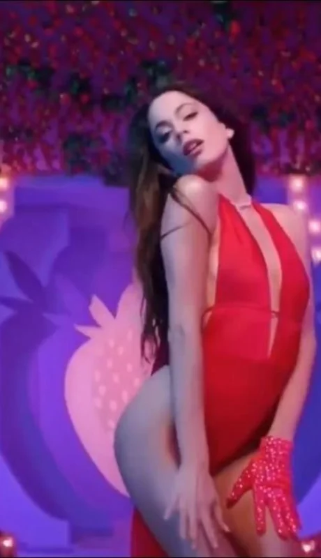 lalo-ebratt-Tini--Stoessel-fresa-video-completo-