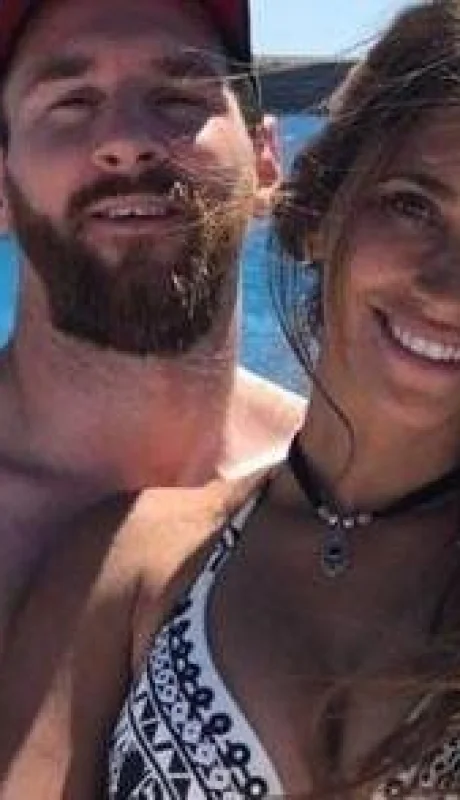 antonella-roccuzzo-lionel-messi-instagram-fotos-hijos-familia-pareja-2
