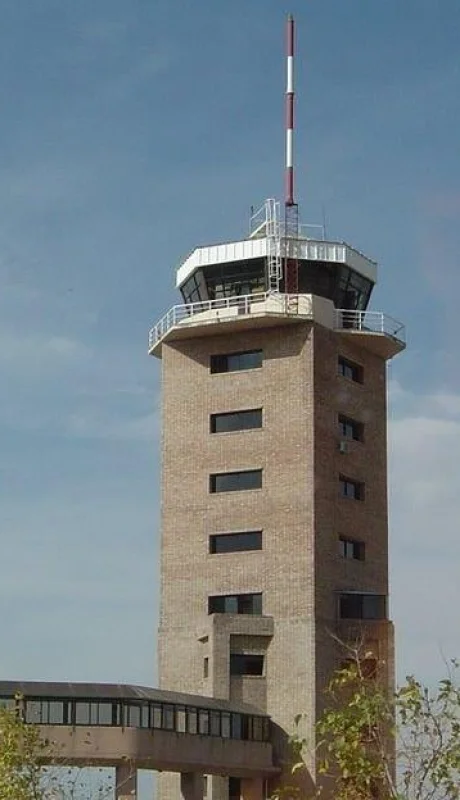 Aeropuerto-Internacional-de-Mendoza-El-Plumerillo
