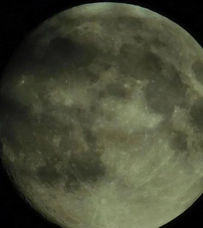 luna-de-lobo-eclipse-lunar-llena-3