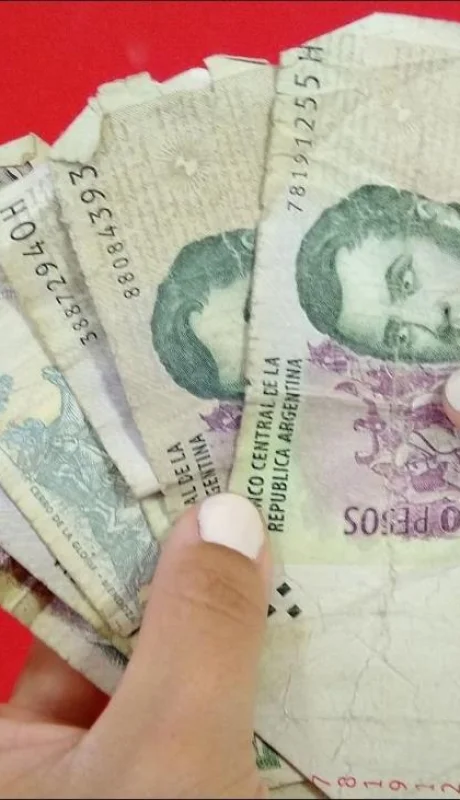billete-5-pesos-argentina-uso-sirve-canje