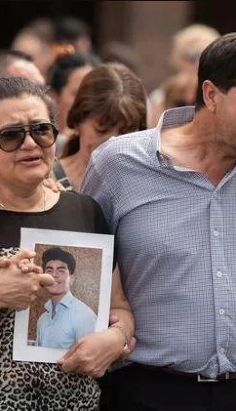 familiares-fernando-báez-marcha