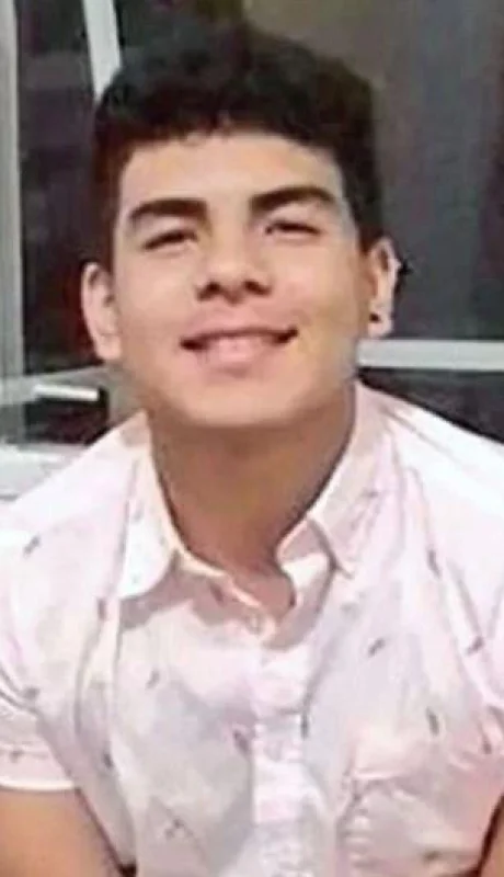 Báez-Gesell-rugbiers