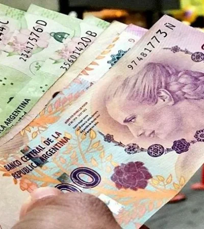 aumento-salarial-bono-trabajadores-estatales-mendoza-1