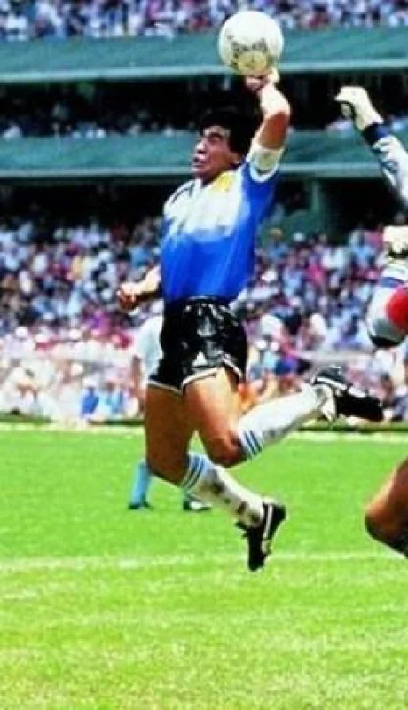 maradona-mano-de-dios-1