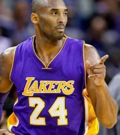 Kobe-Bryant-básquet-Lakers