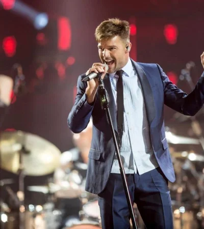 Ricky-Martin-2