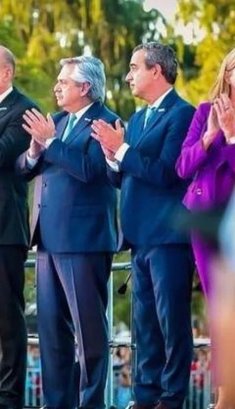 rosario-acto-fotos-alberto-fernandez