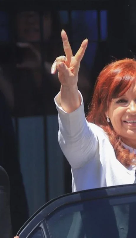 CFk