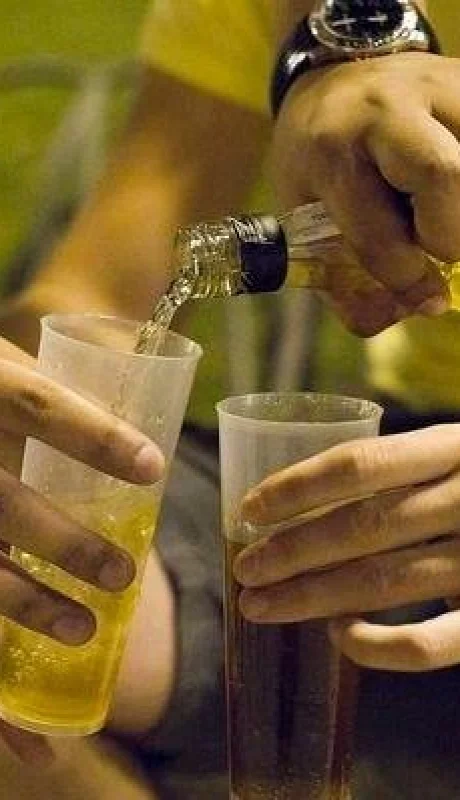 alumnos-alcohol-san-martín