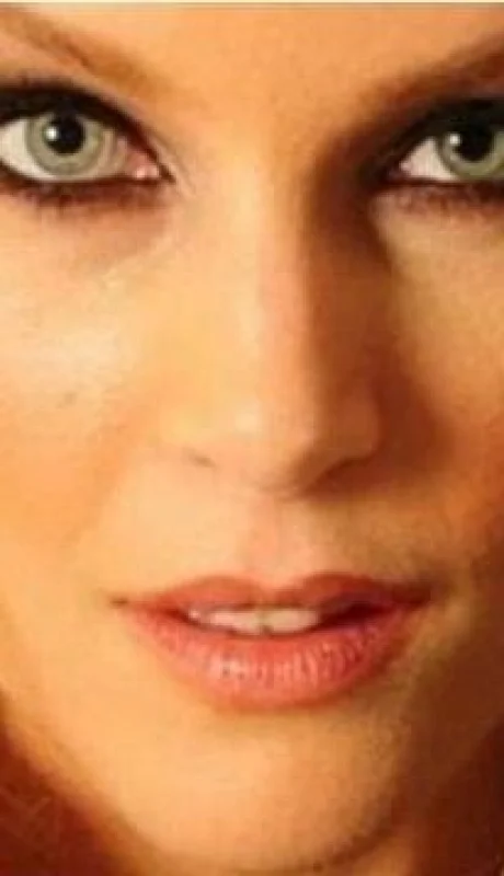 sueca-larsson-salud-hijo-virus-fotos-2