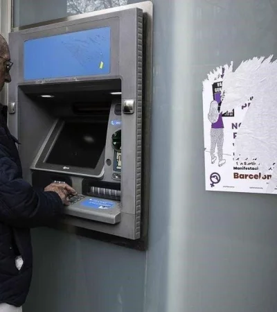 jubilado-tarjeta-cobro