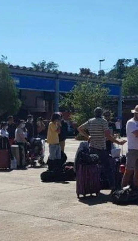 argentinos-varados-929400