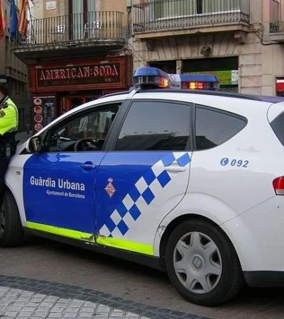 policía-cataluña-alcalde-ebrio-detenido-fotos-video