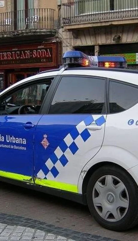 policía-cataluña-alcalde-ebrio-detenido-fotos-video