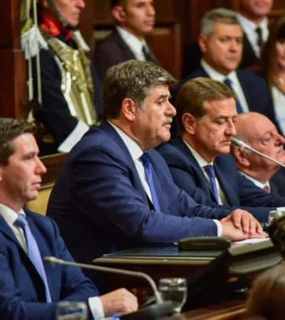 Mendoza-Asamblea-Legislativa