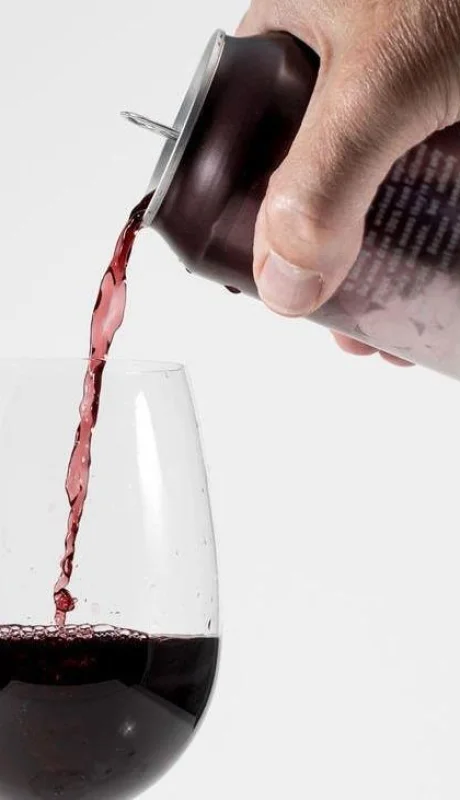 canned-wine-taste-test-ft-blog0819