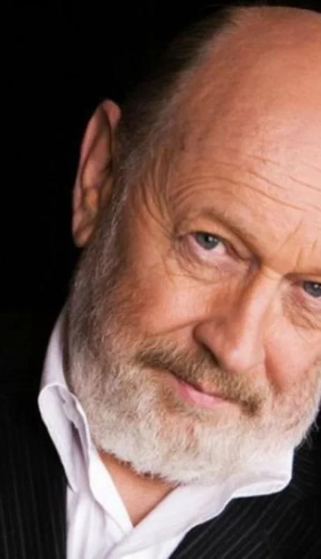 Marcos-Mundsotck-salud-Les-Luthiers-salud