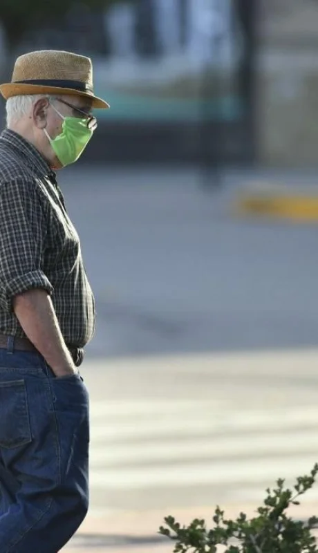 buenos-aires-un-hombre-a_667510