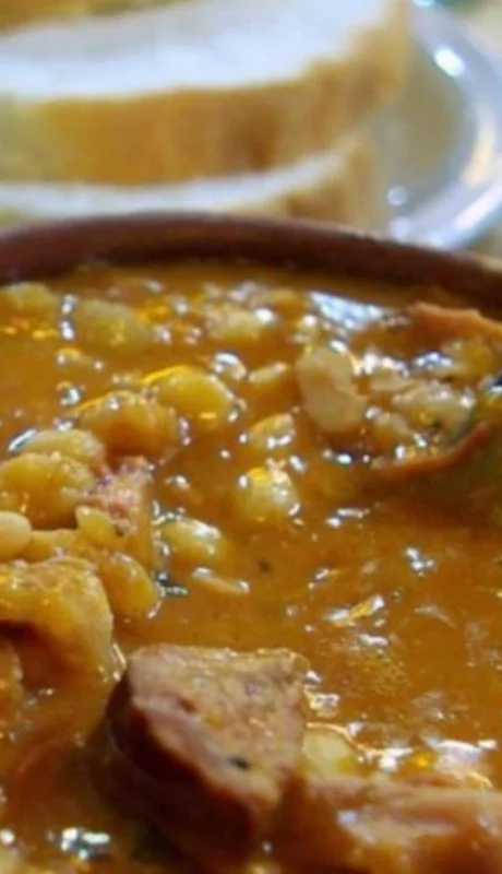 locro-25-de-mayo-cuarentena