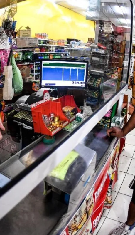 11-05-2020_buenos_aires_algunos_comercios_con