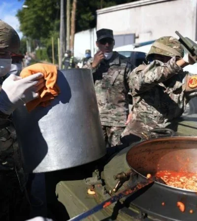sociedad-20webbuenos-aires-el-ejercito-entrego
