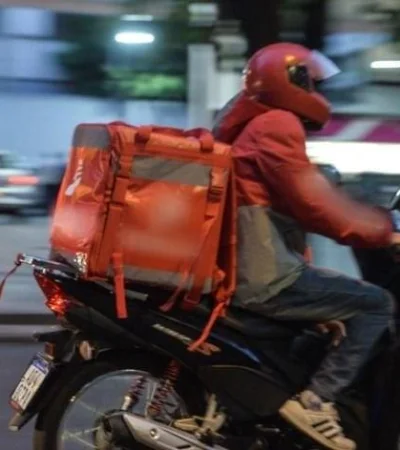 uber-moto-foto-asalto-ciudad-mendoza-robo-honda