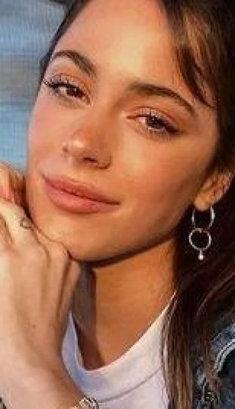 Tini-Stoessel-live-instagram-casual-moda-look