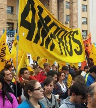 Ampros-mendoza-gremio-salud