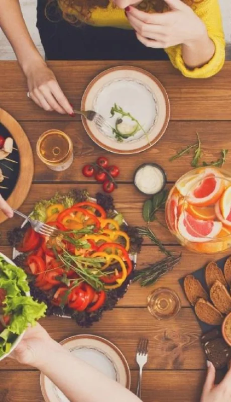 familia-juntadas-reuniones-mendoza-normas-ley-legal