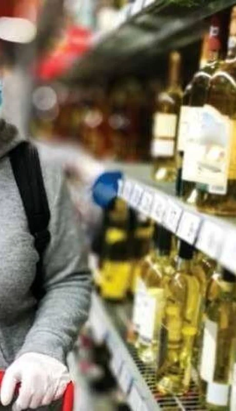 shop-with-mask-and-gloves-on