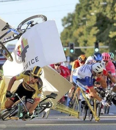 Ciclismo-accidente