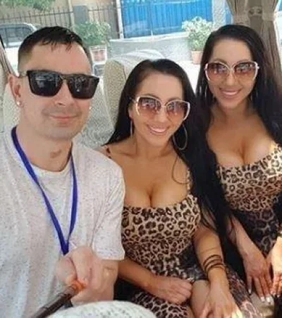 gemelas-sexo-embarazo-mujeres-famosas-novio-caso-real-australianas