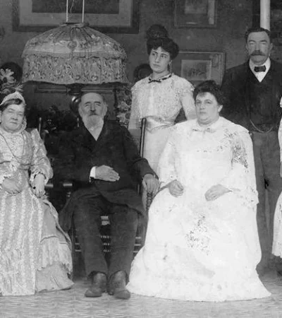 Luis_Saenz_Peña_y_familia_en_1904