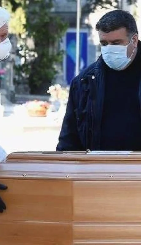 5e6fb7dd23000055280c6202