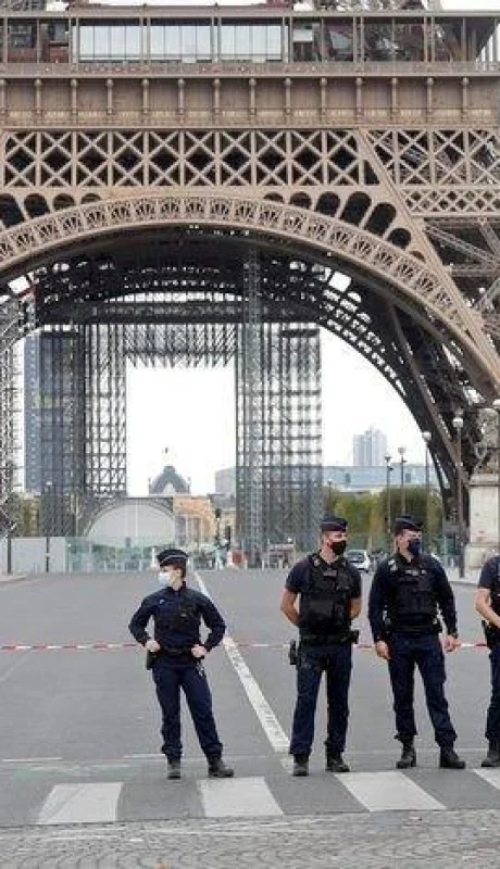 bomba-torre-eifell-amenaza