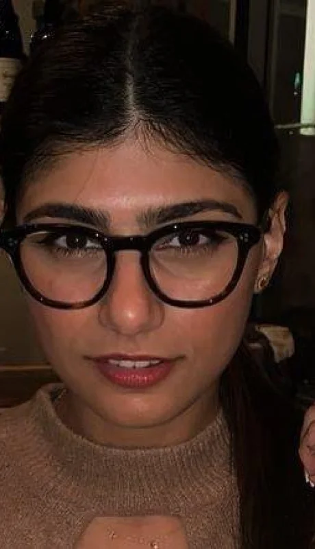 Mia-Khalifa-hot-calendario-2019-instagram