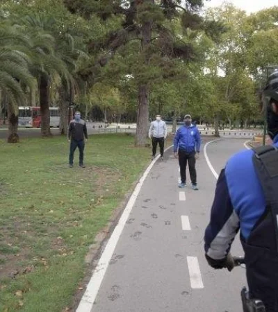 policía-mendoza-parque