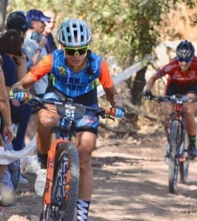 PAULA-QUIROS-CHILE-655l6fhalde0