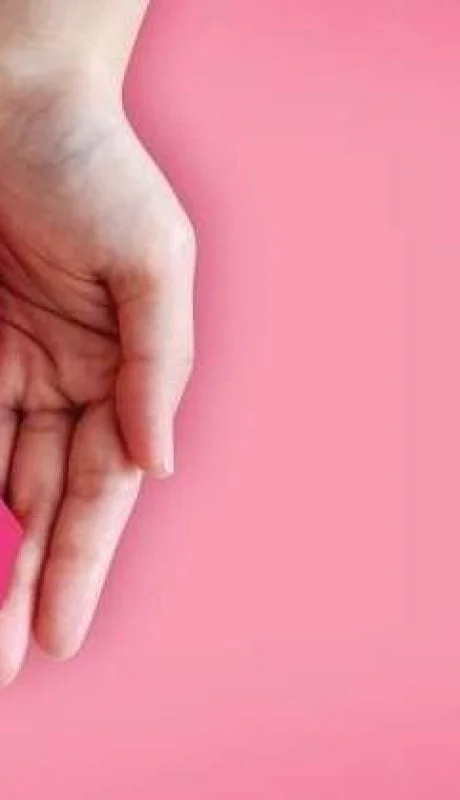 cancer-mama-dia-mundial-dreamstime